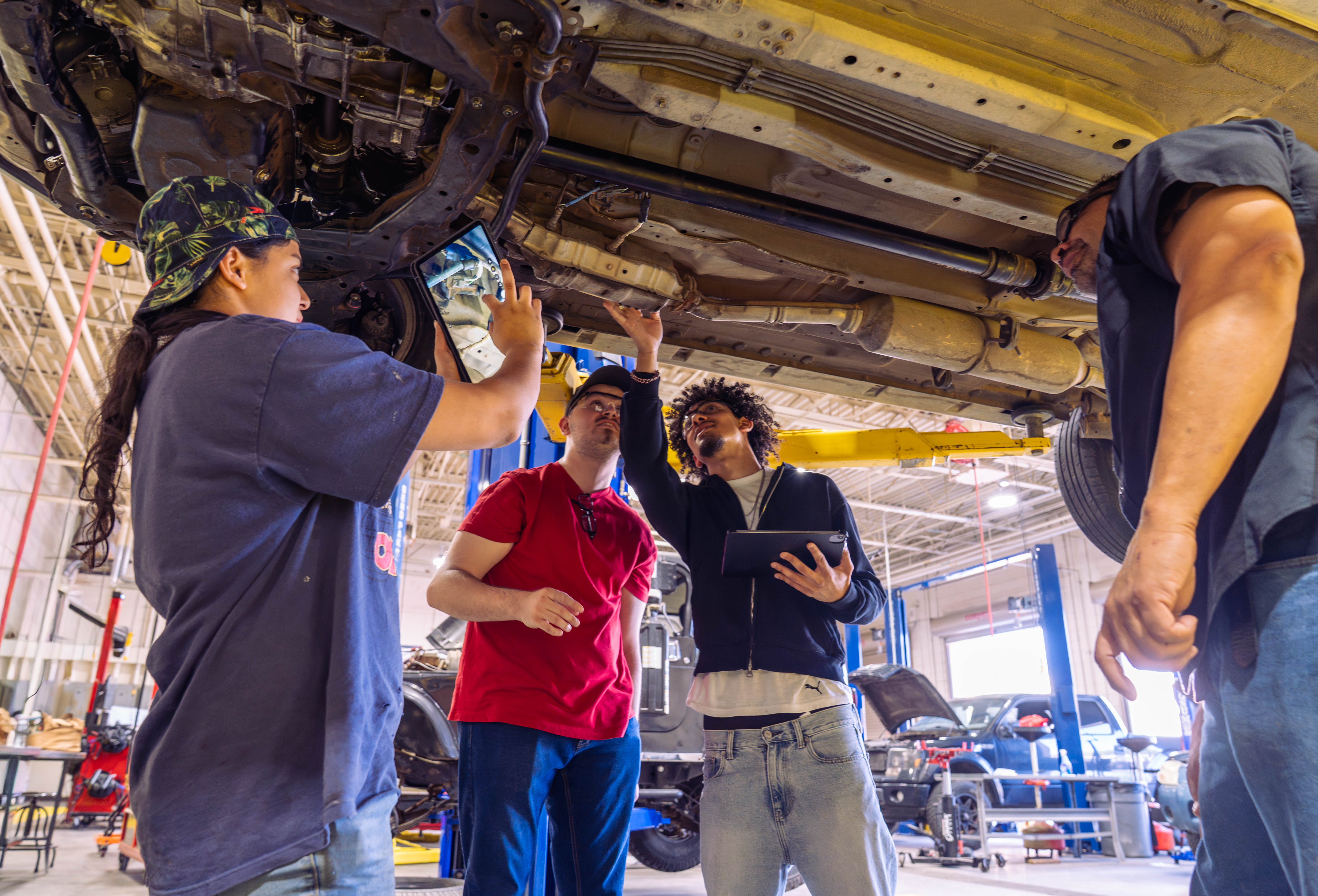 Automotive student using ipad
